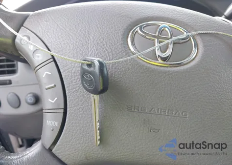 2005 Toyota Sequoia Limited V8 from USA, damaged, VIN 5TDBT48A15S239341